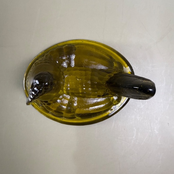 Vintage Amber Glass Hen on Nest Lid – 5" | Mid-Century Decorative Glass - Picture 4 of 9
